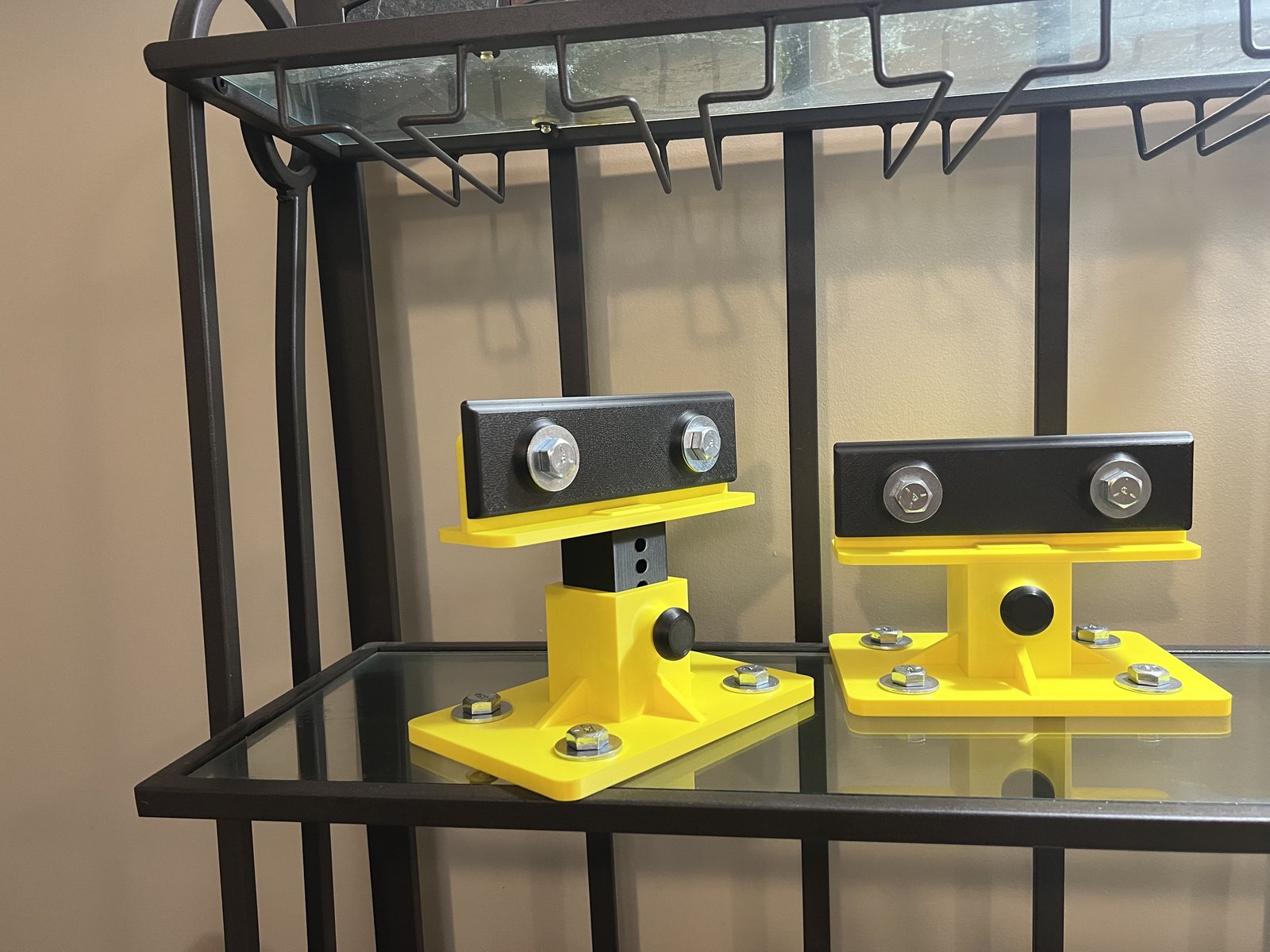 Deco Jack Stand